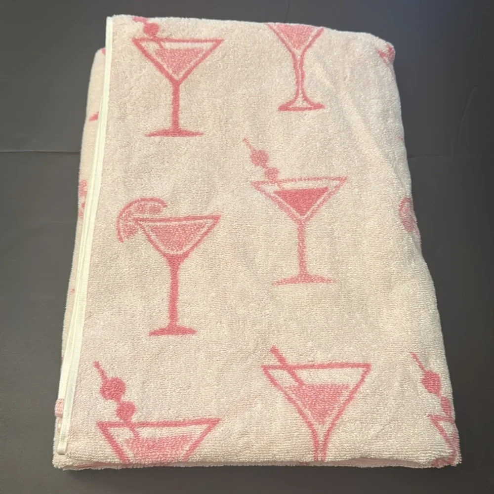 ECO-MELANGE BEACH TOWEL - Pink Martini Glass Patterned - Reversible